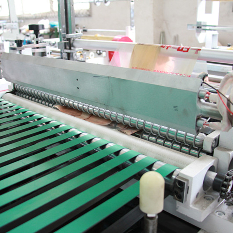 Automatic PP Garment Side Sealing Bag Making Machine from China
